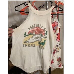 Cow skull halter tank